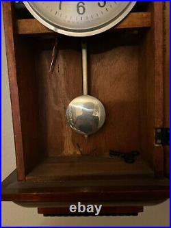 Antique Rare Vintage Polaris 15-Day Wooden Chime Keywound Wall Clock