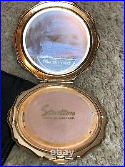 Antique Vintage Stratton Compact With Wedgewood Top All Original RARE
