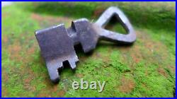 Antique Vintage Unique Shape Padlock Key Lock Rare Design Collectable Q-20