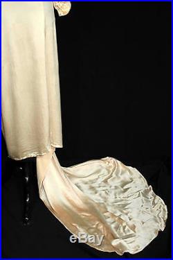 Exceptional Rare Vintage 1930's Long Peach Silk Satin Wedding Gown Size 2
