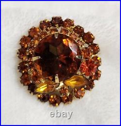 JULIANA Vintage Flower Glass Rhinestone Layered Domed Brooch Pin RARE Antique