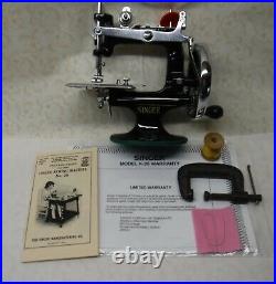Nib New Rare Antique Vintage Singer 20 K-20 Toy Small Child Sewing Machine 1990