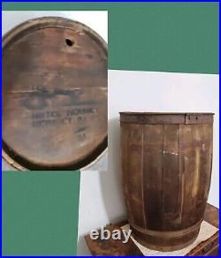 RARE! Antique/Vintage Large Hotel HERSHEY Chocolate Pennsylvania Wooden Barrel