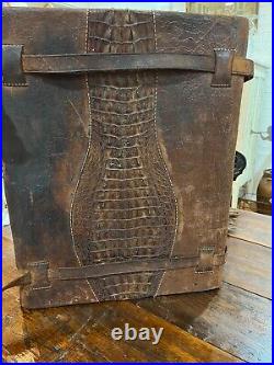 RARE Vintage Alligator and Leather Suitcase, J. D. Pineda Talabarteria Antique