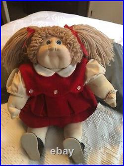 Rare 1980 Vintage Little People Cabbage Patch hand signed by Xavier Roberts