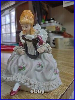 Rare Antique Vintage Meissen style Dresden Lace Porcelain Figure Lady of Beauty