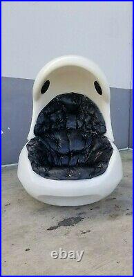 Rare Mod 60's Hollen Manufacturing Stereo Egg Chair So Cool