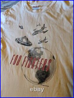 Rare Vintage Foo Fighters Roswell UFO T-Shirt Size L Large Original