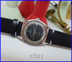 Rare Vintage Universal Geneve Polerouter Date Black Dial Automatic Man's Watch