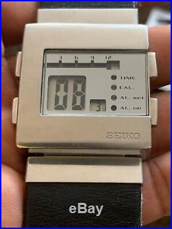 VINTAGE RARE SEIKO W524-4A00 TimeTron Matthew Waldman mens Digital Watch runs