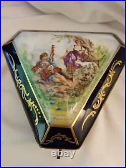 Vintage Rare Antique Baroque Ceramic Gold Dresser Trinket storage box